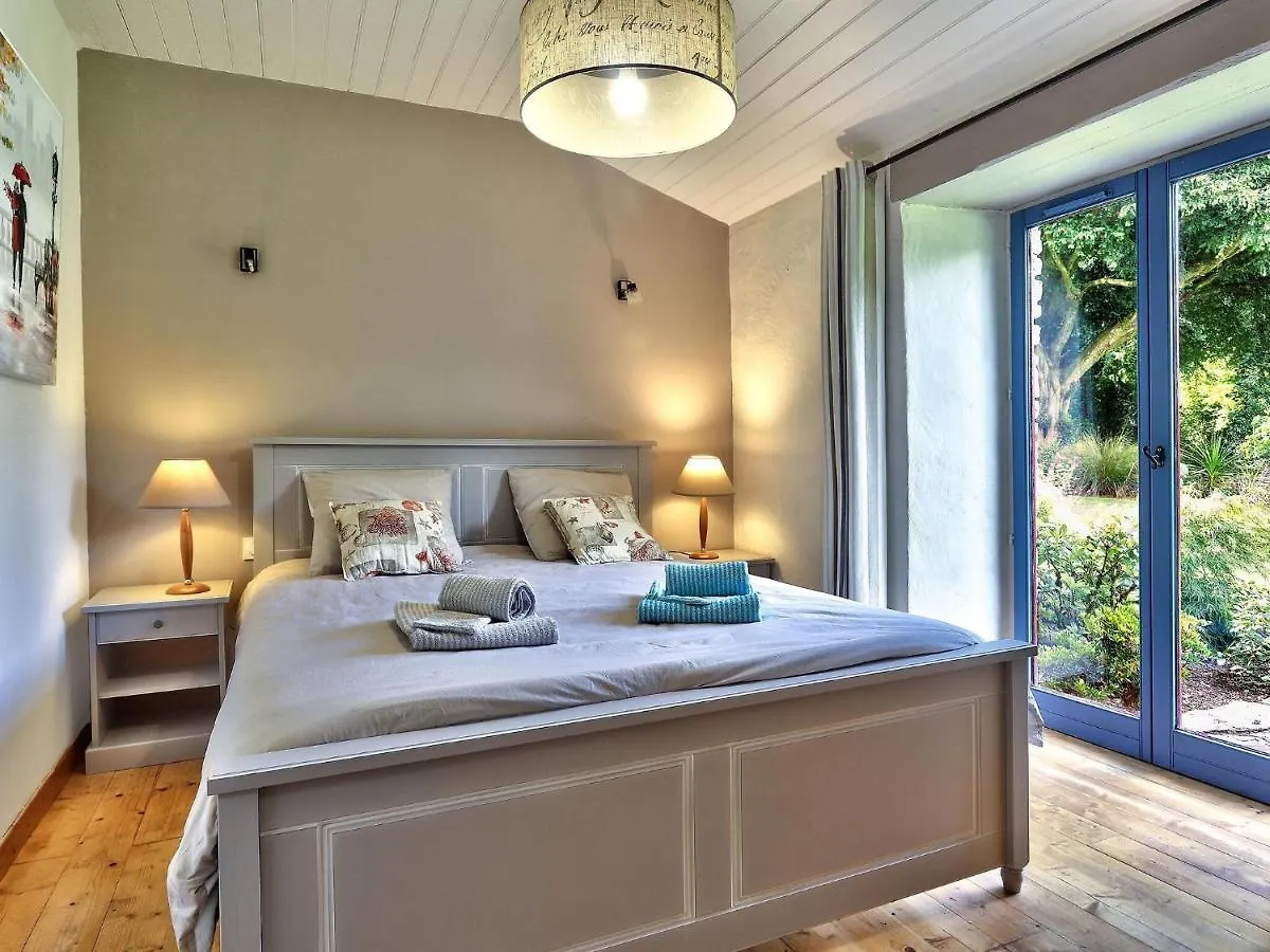 Cosy Holiday Home In Huelgoat With Terrace